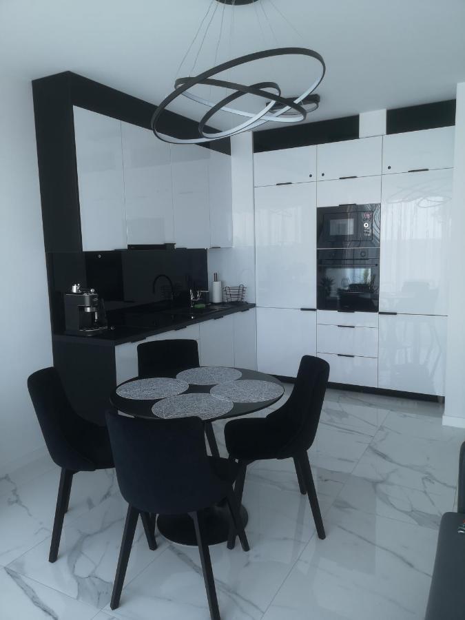 Apartament Z Widokiem Na Morze W Kompleksie Hevenia 레왈 외부 사진